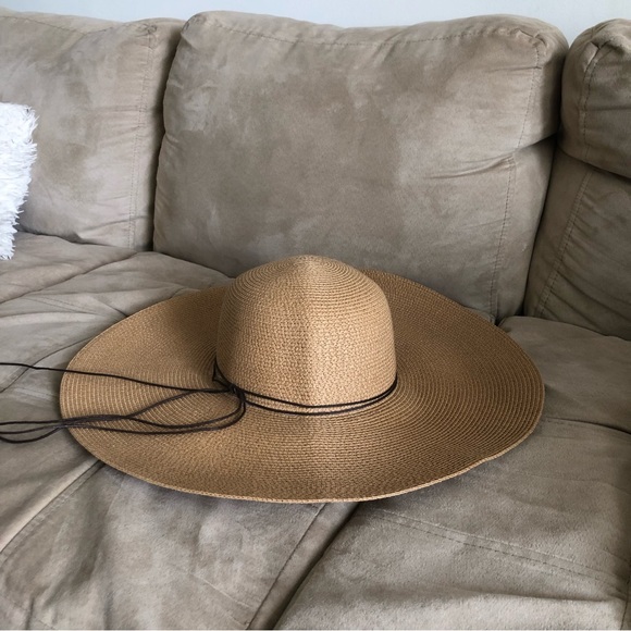 Womens Beach Hat - Picture 4 of 6